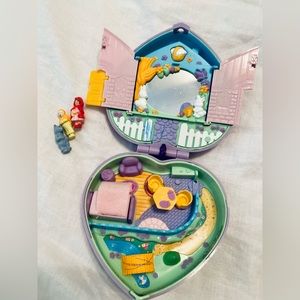 Vintage Red Riding Hood “Polly pocket” style toy